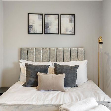 לונדון Wembley Luxury 3 Bedroom מראה חיצוני תמונה