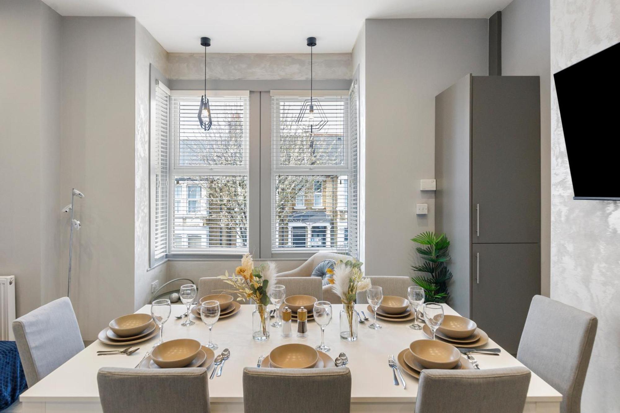 לונדון Wembley Luxury 3 Bedroom מראה חיצוני תמונה